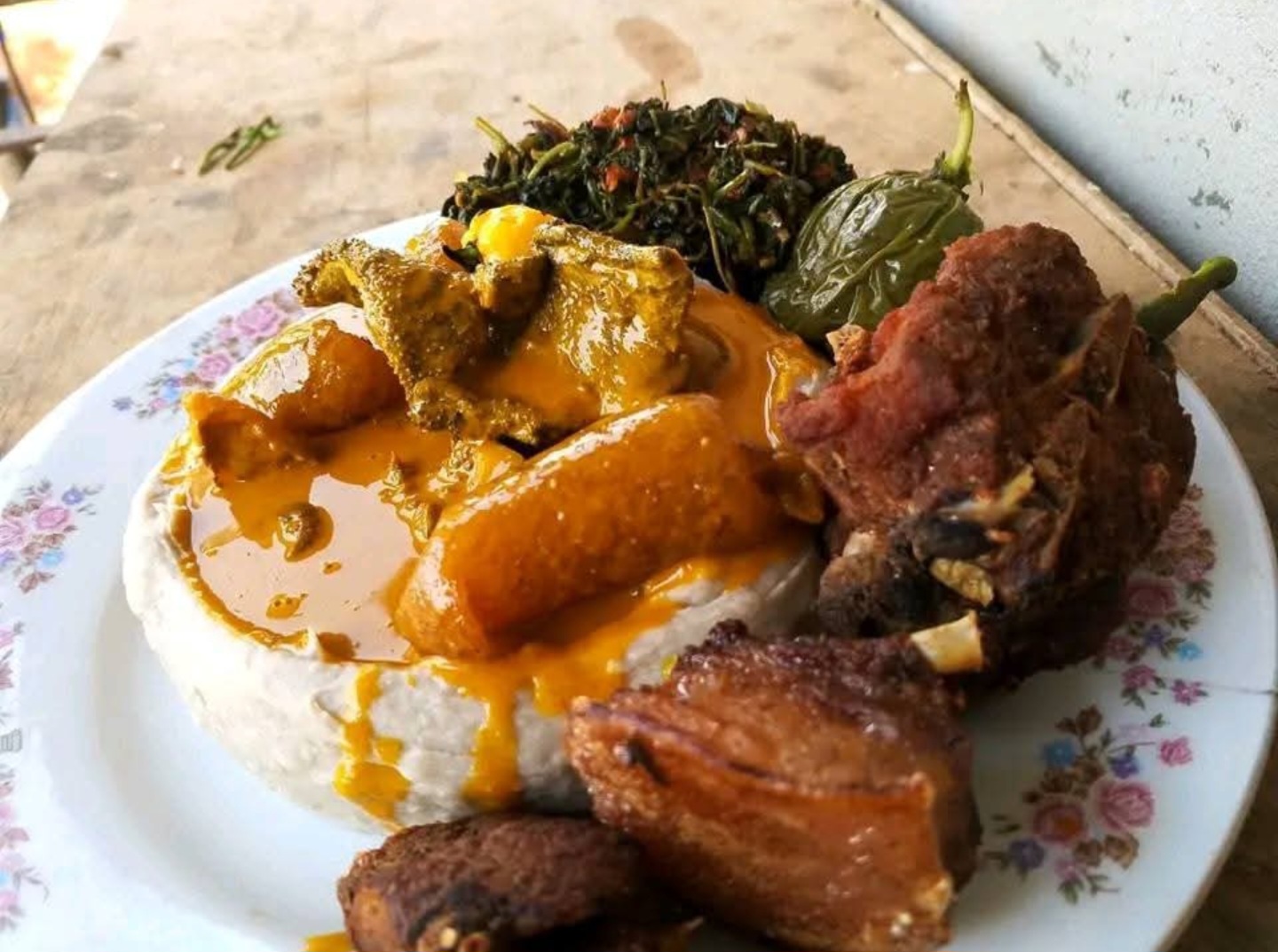 Mouth Power Restaurant Longueuil - cuisine camerounaise achu